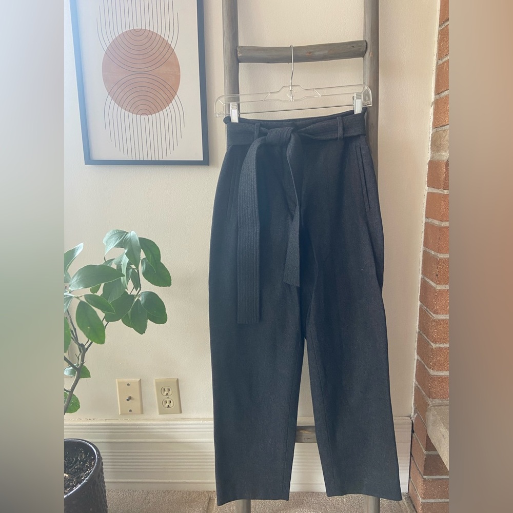 Wilfred/Aritzia - Gray Women’s Wool Pants - US 4